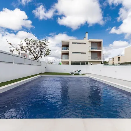 Luxury New Flat With Pool With Amazing View Apartment Ferreiras