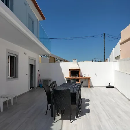 Luxury New Flat With Pool With Amazing View * Ferreiras