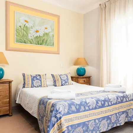 Luxury New Flat With Pool With Amazing View * Ferreiras