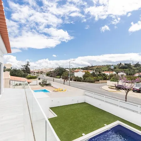 Luxury New Flat With Pool With Amazing View * Ferreiras
